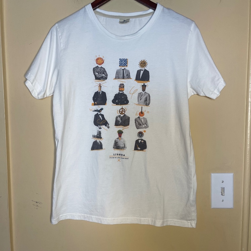 Tshirt Center White Graphic Tee